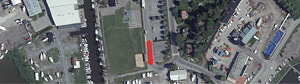 Kartvy ovan Trosa hamns busshållplats där en röd linje vid den södra busshållplatsen markerar var arbetet kommer äga rum