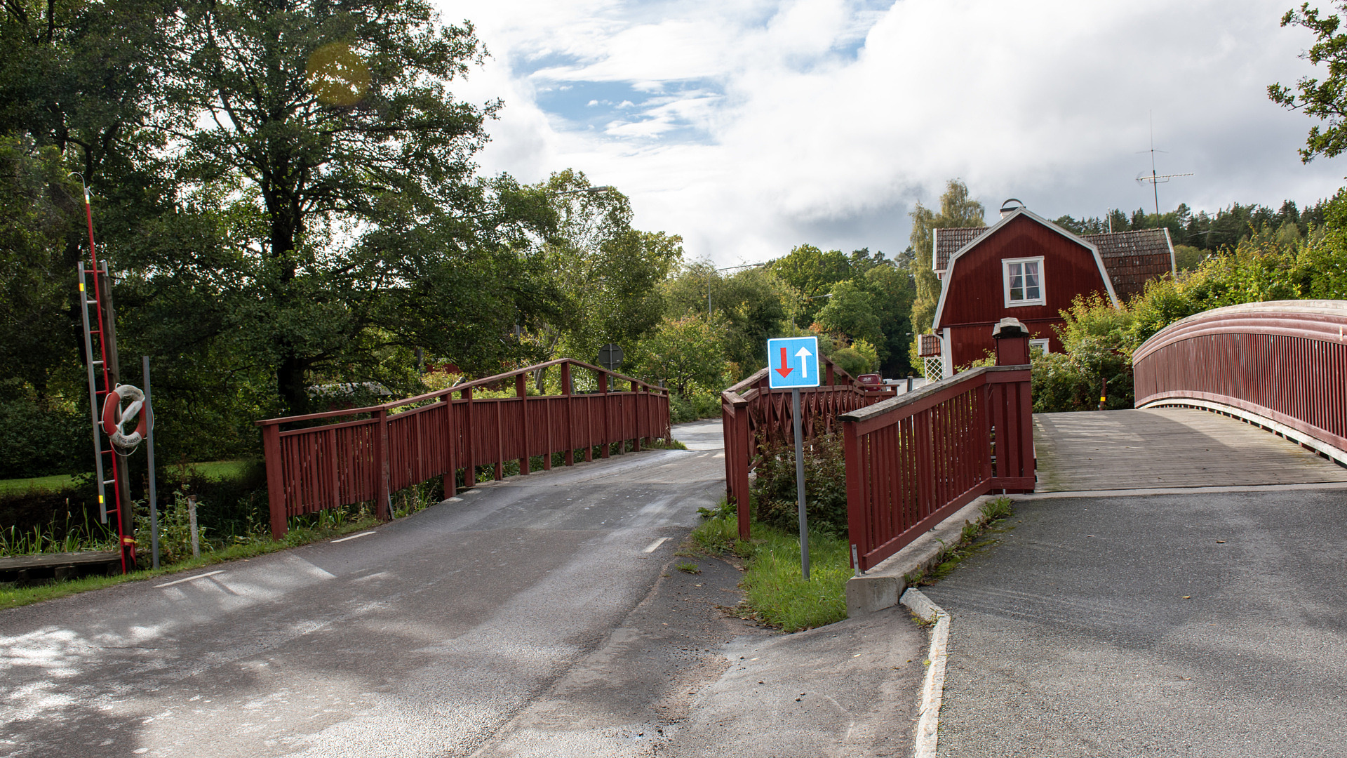 Dekorativ bild föreställande Nyängsbron.